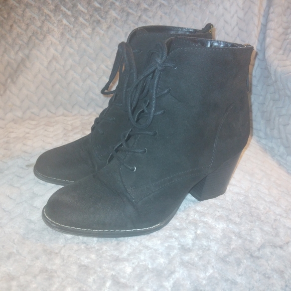 A.N.A Dimas Booties - Picture 2 of 5
